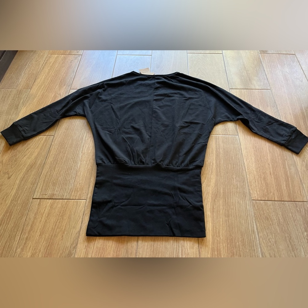 NEW Black & gold long sleeve top NWT - Picture 4 of 5